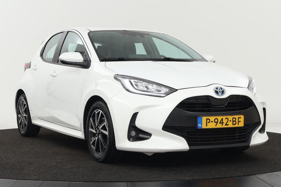 Toyota Yaris 1.5 Hybrid Dynamic | Navigatie | Carplay | Adaptive Cruise | Camera | DAB+ | Keyless | Full LED | Climate control