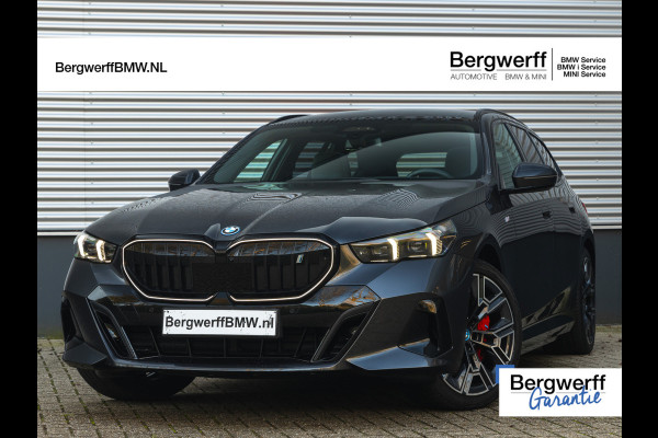 BMW i5 Touring eDrive40 M-Sport Pro - Pano - Driving Ass Prof - Harman-Kardon - Stoelventilatie