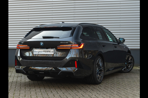 BMW i5 Touring eDrive40 M-Sport Pro - Pano - Driving Ass Prof - Harman-Kardon - Stoelventilatie