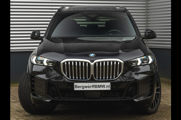 BMW X5 xDrive40i M-Sport - 7-Zits - Pano - Trekhaak - Driving Ass Prof - Comfortzetels