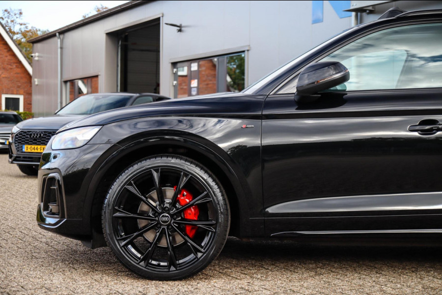 Audi Q5 55 TFSI e Quattro Competition S Edition S-Line 367pk Automaat|Luchtvering|Panoramadak|Virtual Cockpit|OLED Matrix|Trekhaak