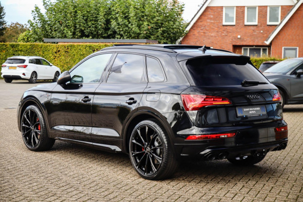 Audi Q5 55 TFSI e Quattro Competition S Edition S-Line 367pk Automaat|Luchtvering|Panoramadak|Virtual Cockpit|OLED Matrix|Trekhaak