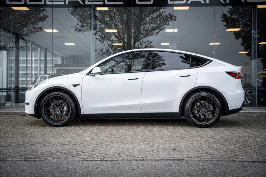 Tesla Model Y Long Range AWD 75 kWh - Autopilot - 12% bijtelling!