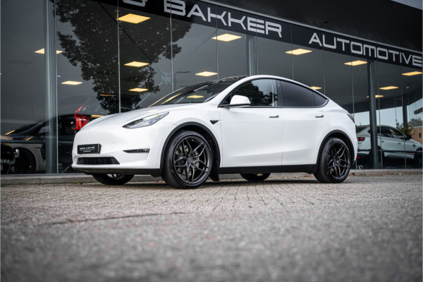 Tesla Model Y Long Range AWD 75 kWh - Autopilot - 12% bijtelling!