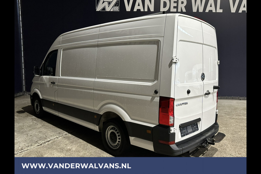 Volkswagen Crafter 2.0 TDI 140pk L3H3 L2H2 Euro6 Airco | Navigatie | Cruisecontrol | Parkeersensoren Apple carplay, android auto, trekhaak