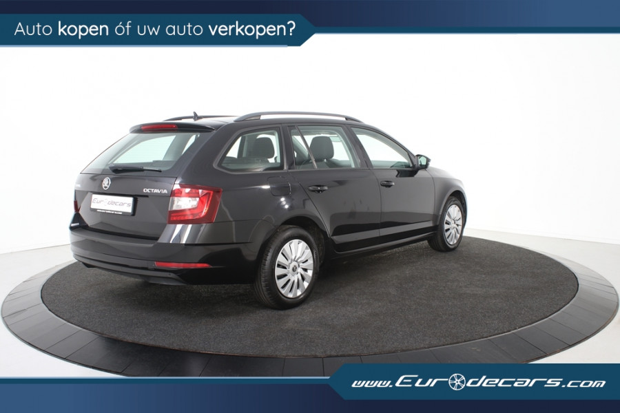 Škoda Octavia Combi Combi Ambition *1ste Eigenaar*Navigatie*Park assist*