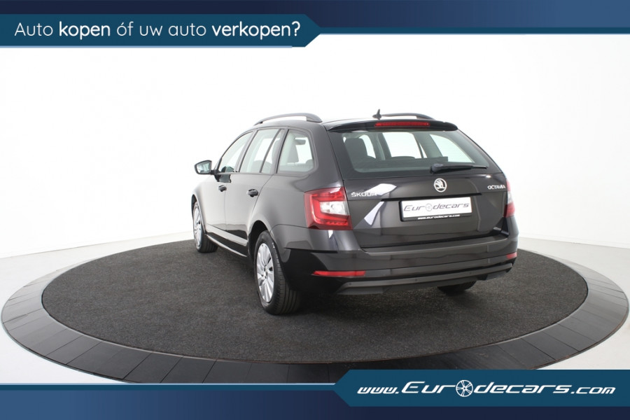 Škoda Octavia Combi Combi Ambition *1ste Eigenaar*Navigatie*Park assist*