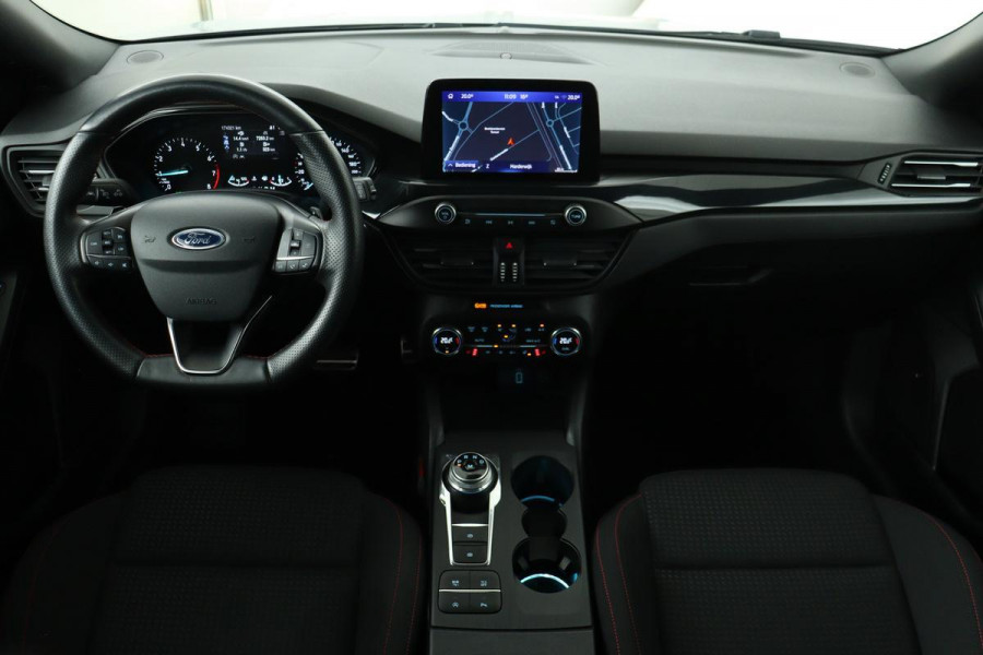 Ford Focus 1.5 EcoBoost ST Line | Panoramadak | Trekhaak | Bang & Olufsen | Stoel & Stuurverwarming | Keyless | DAB+