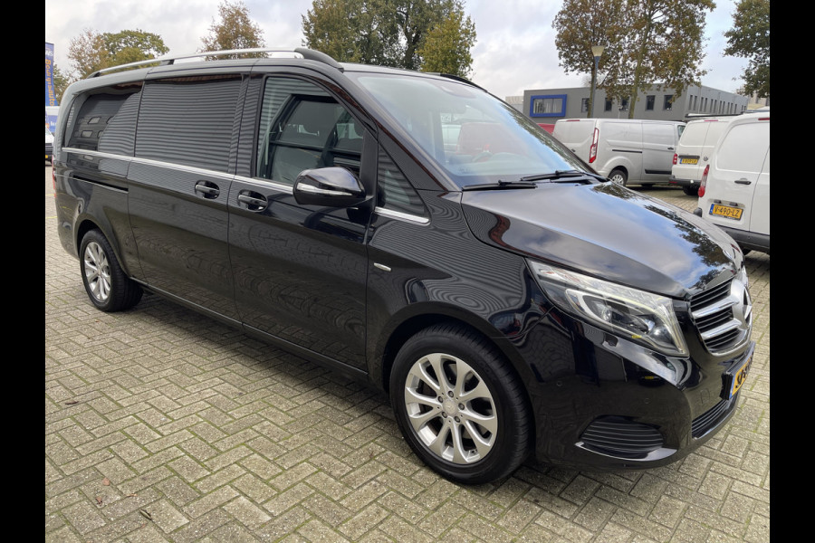 Mercedes-Benz V-Klasse 250d Extra Lang Avantgarde 8 persoons / vaste prijs rijklaar € 40.950 marge ( geen btw ) / zwart metallic / euro 6 diesel / cruise en climate control / leer / automaat !