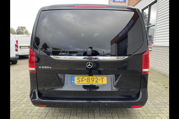 Mercedes-Benz V-Klasse 250d Extra Lang Avantgarde 8 persoons / vaste prijs rijklaar € 40.950 marge ( geen btw ) / zwart metallic / euro 6 diesel / cruise en climate control / leer / automaat !