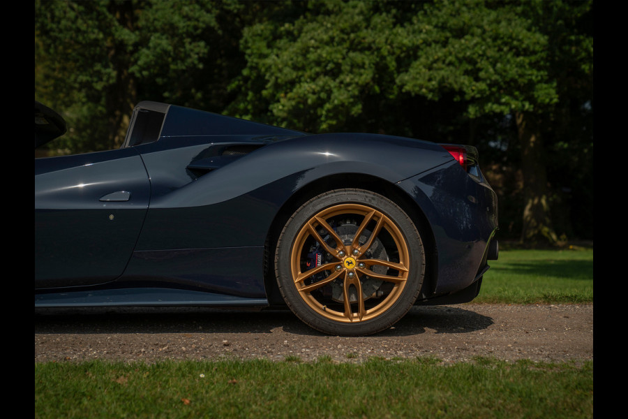 Ferrari 488 Spider | Full PPF | Racing Seats | JBL | Blu Pozzi | Historical color | Carbon Driver Zone