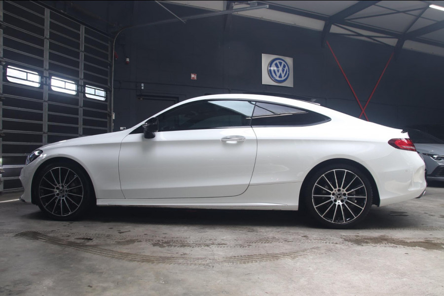 Mercedes-Benz C-Klasse Coupé 180 AMG PANO-360-BURMESTER-ALCANTARA