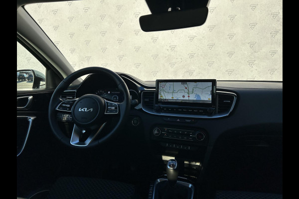 Kia Ceed Sportswagon 1.5 T-GDi DynamicPlusLine | Camera | Navi | H-Leder | Stuur-/Stoelverwarming | Key-Less | Clima | Apple CarPlay/Android Auro | PDC | Cruise | LED |