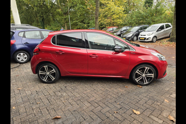 Peugeot 208 1.2 PureTech GT-line | 2E EIGENAAR | 12MND GARANTIE | AIRCO | NAVI | LMV |