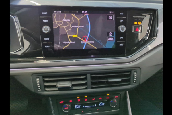 Volkswagen Polo 1.0 TSI DSG Highline Navi|PDC|Apple Carplay