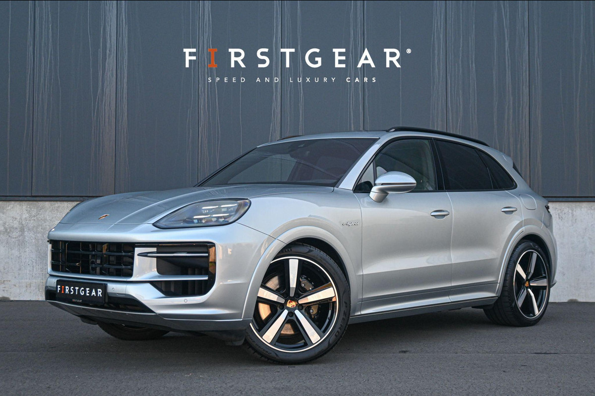 Porsche Cayenne 3.0 E-Hybrid *Burmester 3D / Achteras-besturing / Panorama / Passenger-display / Keyless / HUD*