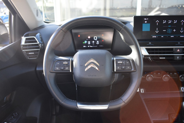 Citroën C4 1.2 Puretech Feel / Clima / Navi / Camera / Trekhaak / LED / Apple Carplay