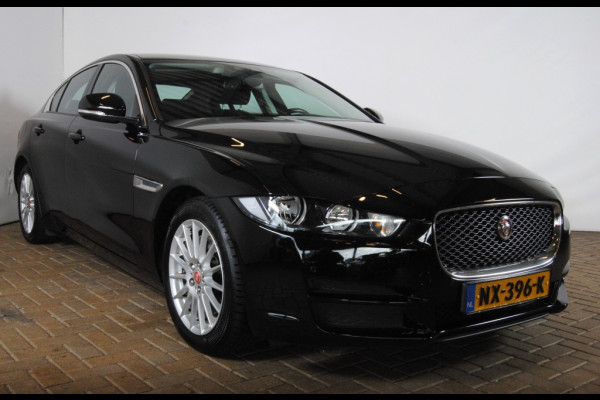 Jaguar XE 2.0 D Pure