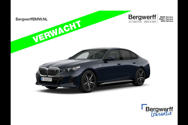 BMW i5 eDrive40 M-Sport - Pano - Driving Ass Prof - Stoelventilatie - Harman Kardon