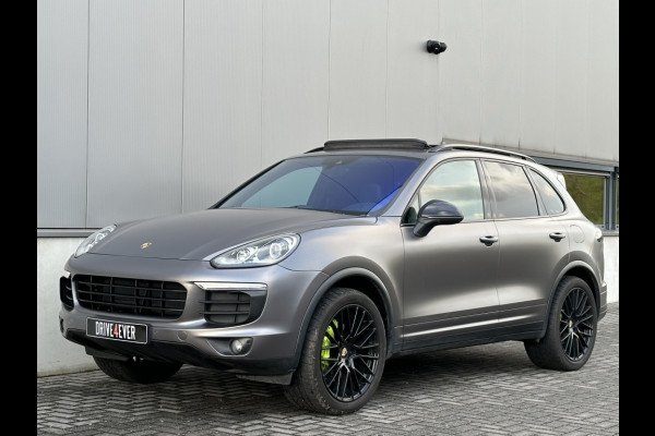 Porsche Cayenne 3.0 S E-Hybrid Pl Ed FULL MATT GREY PANO NAVI CR CONTROL