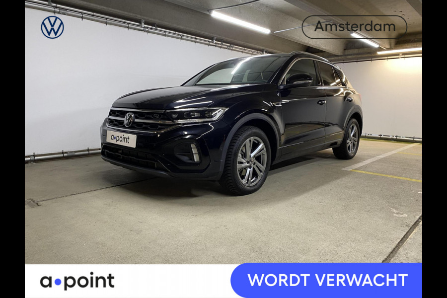 Volkswagen T-Roc 1.5 TSI R-Line 150 pk Automaat (DSG) | Navigatie | Parkeersensoren (Park assist) | Achteruitrijcamera | Adaptieve cruise control | Stoelverwarming |