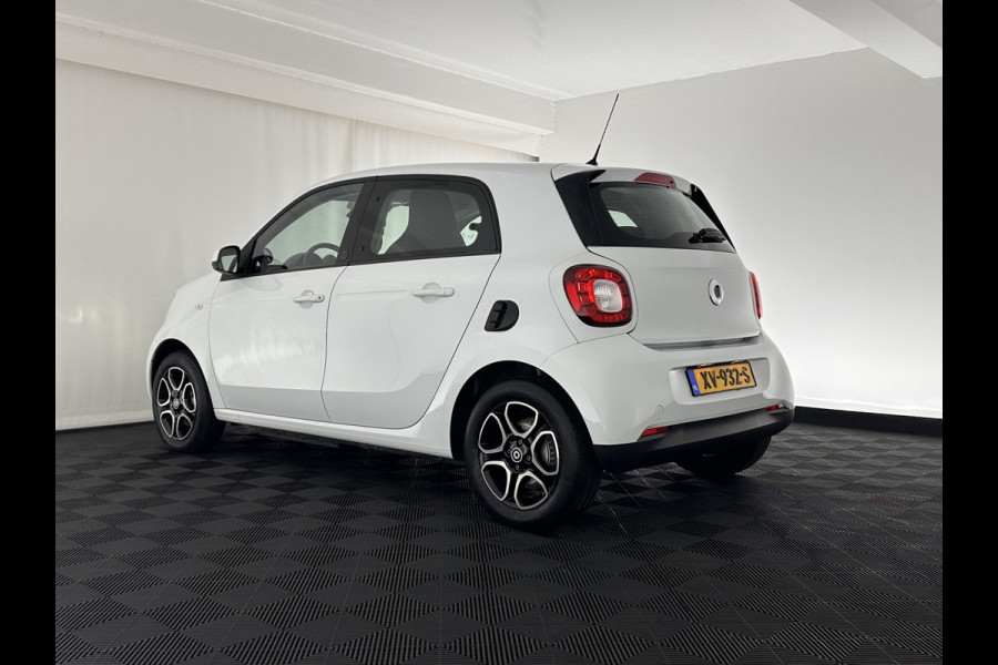 Smart Forfour EQ Business Solution 18 kWh [ 3-Fase ] (INCL.BTW) Aut. *VOLLEDER | NAVI-FULLMAP | AIRCO | CRUISE | COMFORT-SEATS | 15''ALU*