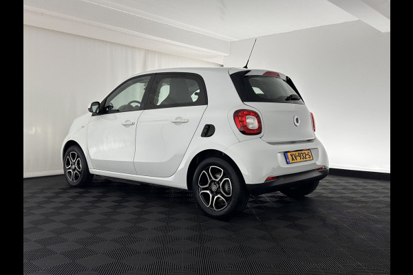 Smart Forfour EQ Business Solution 18 kWh [ 3-Fase ] (INCL.BTW) Aut. *VOLLEDER | NAVI-FULLMAP | AIRCO | CRUISE | COMFORT-SEATS | 15''ALU*