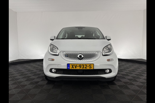 Smart Forfour EQ Business Solution 18 kWh [ 3-Fase ] (INCL.BTW) Aut. *VOLLEDER | NAVI-FULLMAP | AIRCO | CRUISE | COMFORT-SEATS | 15''ALU*