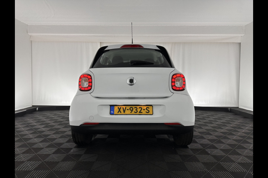 Smart Forfour EQ Business Solution 18 kWh [ 3-Fase ] (INCL.BTW) Aut. *VOLLEDER | NAVI-FULLMAP | AIRCO | CRUISE | COMFORT-SEATS | 15''ALU*