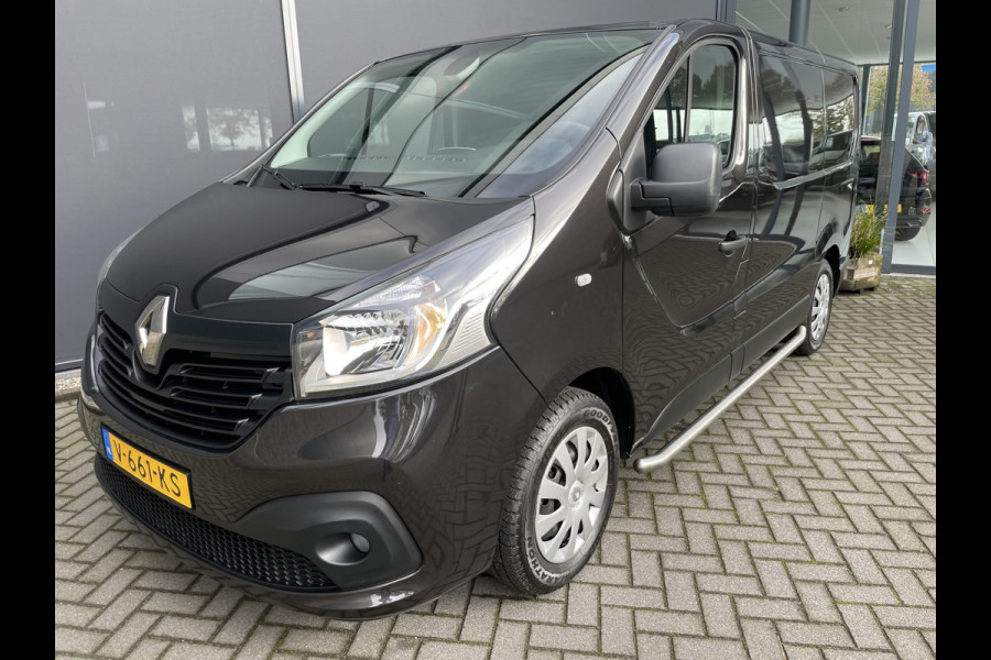 Renault Trafic 1.6 dCi T29 L2H1 Luxe Energy Airco - Cruise control - ParkS-A - Navi - Radio/USB/AUX/TEL/Bluetooth MFL-Stuurwiel - ML - LMV - Trekhaak - CD+AB - Ramen E-VZ - Spiegels E-V+VW - B-Stoel IHV - RS - HSA - B-Assist - 2 zitpl. RV - Zijwand Bet. - Zijschuifd.R - Laadvloer - Tussenschot V - Sidepi