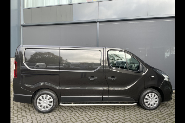 Renault Trafic 1.6 dCi T29 L2H1 Luxe Energy Airco - Cruise control - ParkS-A - Navi - Radio/USB/AUX/TEL/Bluetooth MFL-Stuurwiel - ML - LMV - Trekhaak - CD+AB - Ramen E-VZ - Spiegels E-V+VW - B-Stoel IHV - RS - HSA - B-Assist - 2 zitpl. RV - Zijwand Bet. - Zijschuifd.R - Laadvloer - Tussenschot V - Sidepi