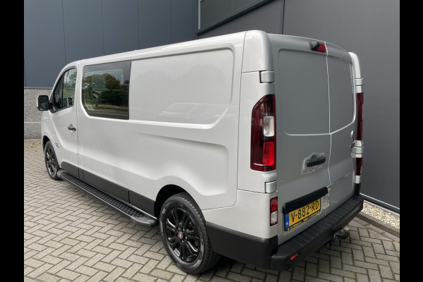 Fiat Talento 1.6 MJ EcoJet L2H1 DC SX Climate control - Cruise control - Parkeer sensoren achter - Navigatie - Radio/CD/MP3 - USB/AUX - DAB - Bluetooth - Achteruitrij camera - sidebars - zonnescherm zijruiten - MFL Stuurwiel - Mistlampen - Licht metalen velgen - Trekhaak - Ramen electrisch voor - Spiegels elektrisch verstel en verwarm - laadvloer - tussenschot volledig - zijschuifdeur R. - B-stoel