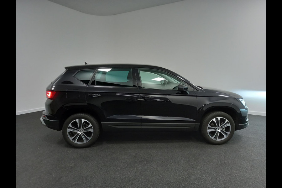 Seat Ateca 1.5 TSI 150pk DSG Style Nieuw type ! | Navigatie | Climate Control | Led | Parkeer Sensoren | DAB