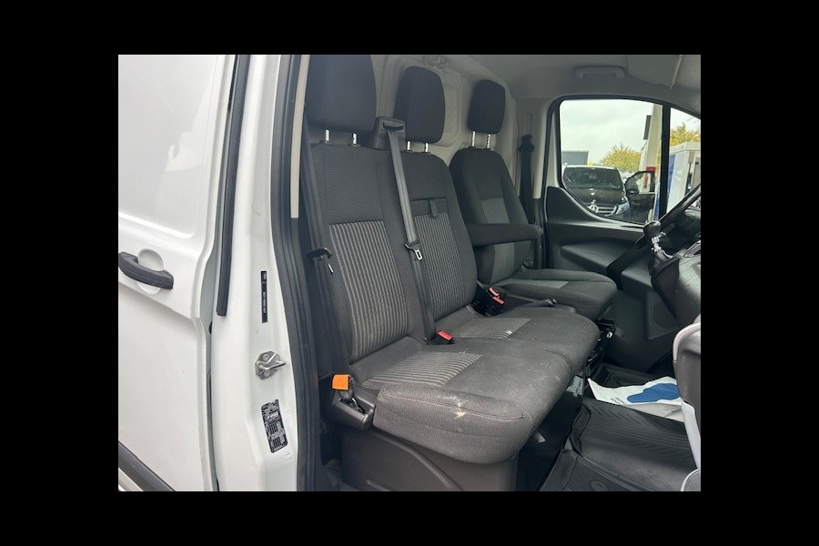 Ford Transit Custom 290 2.0 TDCI L2H1 Trend AIRCO I NAVIGATIE I TREKHAAK I IMPERIAAL I CAMERA I PDC I 1e EIGENAAR I COMPLETE ONDERHOUDSHISTORIE