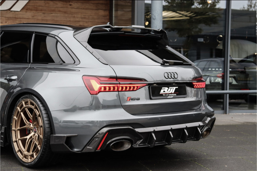 Audi RS6 4.0 V8 **Ceramic/4WS/Carbon/Pano/Alcantara/23 inch**