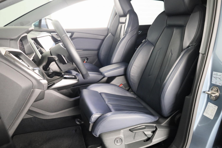 Audi Q4 e-tron 40 Launch edition Advanced 77 kWh 204pk | Lederen bekleding | Sportstoelen | Warmtepomp | Matrix LED