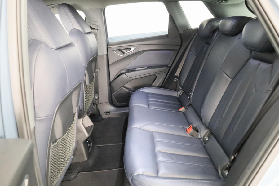 Audi Q4 e-tron 40 Launch edition Advanced 77 kWh 204pk | Lederen bekleding | Sportstoelen | Warmtepomp | Matrix LED