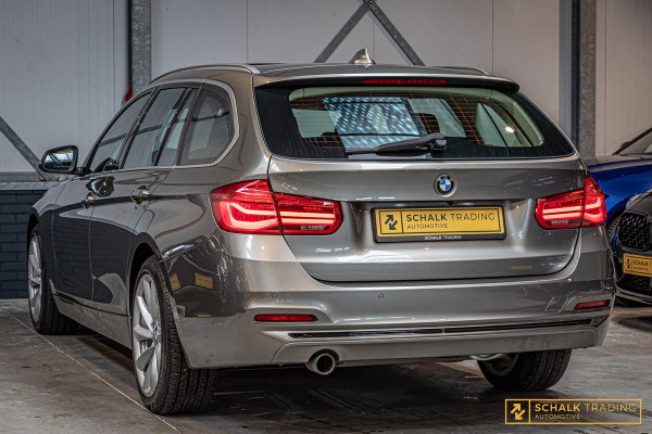 BMW 3 Serie Touring 318i High Executive|Pano|Cam|e-trekhaak