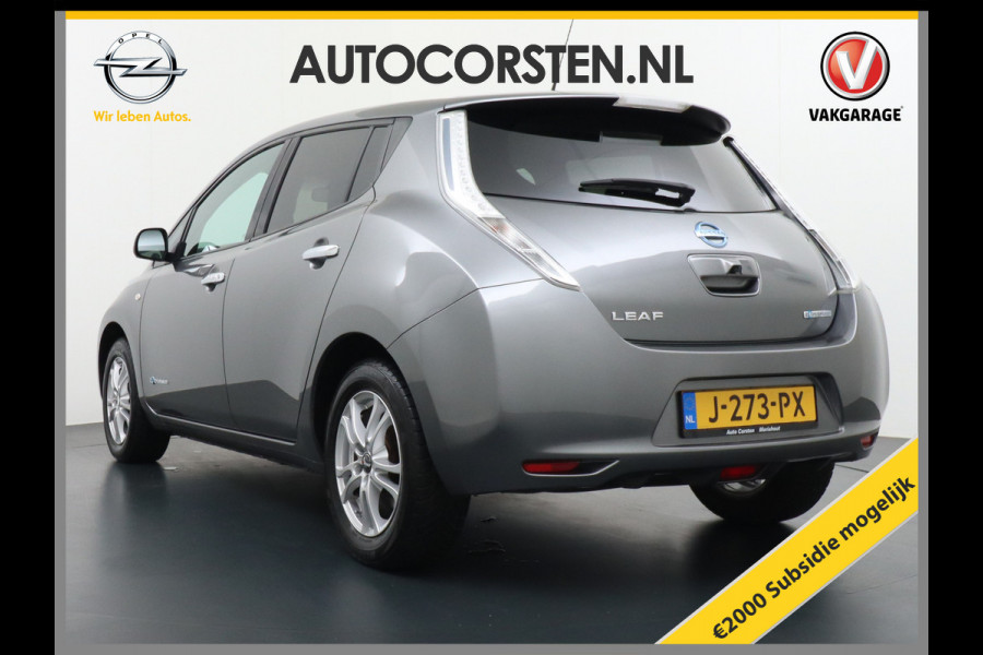 Nissan Leaf €5.395,- Na Subsidie Tekna 24kWh Navi Ecc Leder 360-Camera Stoel en Stuur-verwarming Lmv Cruise Control Regen-Licht Sensor Bluetooth DAB €2.000,- Subsidie mogelijk - Zeer nette auto