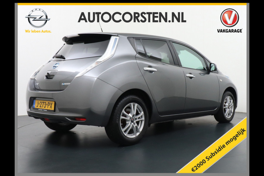 Nissan Leaf €5.395,- Na Subsidie Tekna 24kWh Navi Ecc Leder 360-Camera Stoel en Stuur-verwarming Lmv Cruise Control Regen-Licht Sensor Bluetooth DAB €2.000,- Subsidie mogelijk - Zeer nette auto