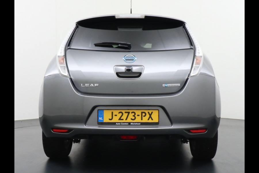 Nissan Leaf €5.395,- Na Subsidie Tekna 24kWh Navi Ecc Leder 360-Camera Stoel en Stuur-verwarming Lmv Cruise Control Regen-Licht Sensor Bluetooth DAB €2.000,- Subsidie mogelijk - Zeer nette auto