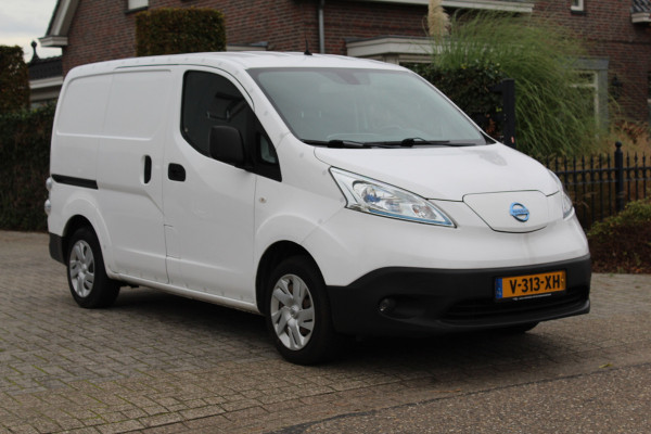 Nissan E-NV200 40 kWh Business ✓ Sortimo inbouwkasten ✓ clima ✓ navigatie ✓ camera