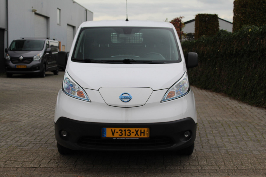 Nissan E-NV200 40 kWh Business ✓ Sortimo inbouwkasten ✓ clima ✓ navigatie ✓ camera