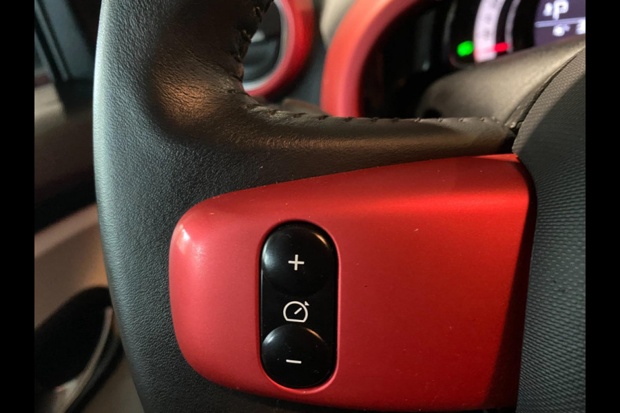 Renault Twingo 0.9 TCe Intens | Automaat| Carplay|Camera|Cruisecontr|PDC|Stoelverw