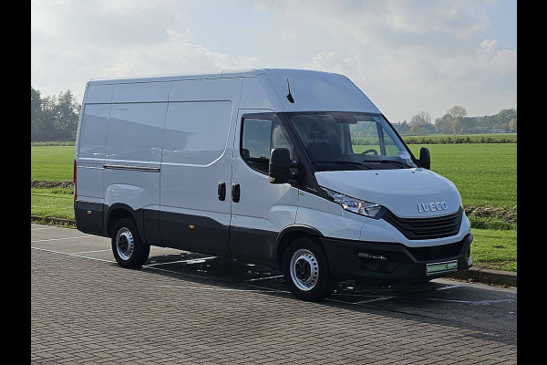 Iveco Daily 35S14V 2.3 L2H2 3.5T-Trekgewicht Airco/ECC 136Pk Euro6!