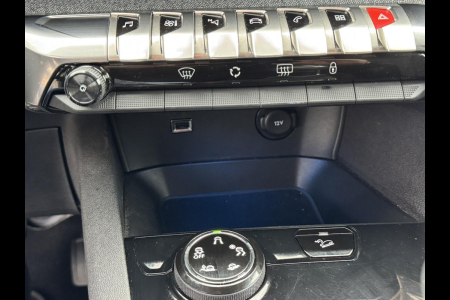 Peugeot 3008 1.2 PureTech Première Keyless Apple/Android Carplay Trekhaak Climate control