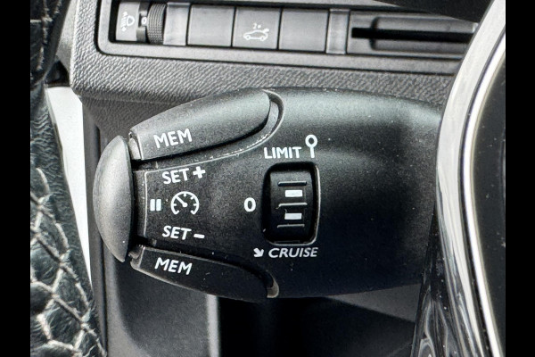 Peugeot 3008 1.2 PureTech Première Keyless Apple/Android Carplay Trekhaak Climate control