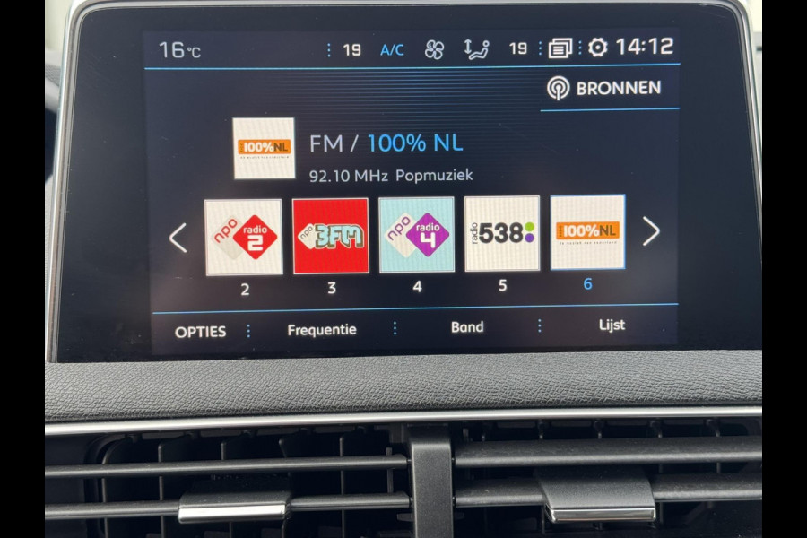 Peugeot 3008 1.2 PureTech Première Keyless Apple/Android Carplay Trekhaak Climate control