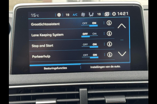 Peugeot 3008 1.2 PureTech Première Keyless Apple/Android Carplay Trekhaak Climate control