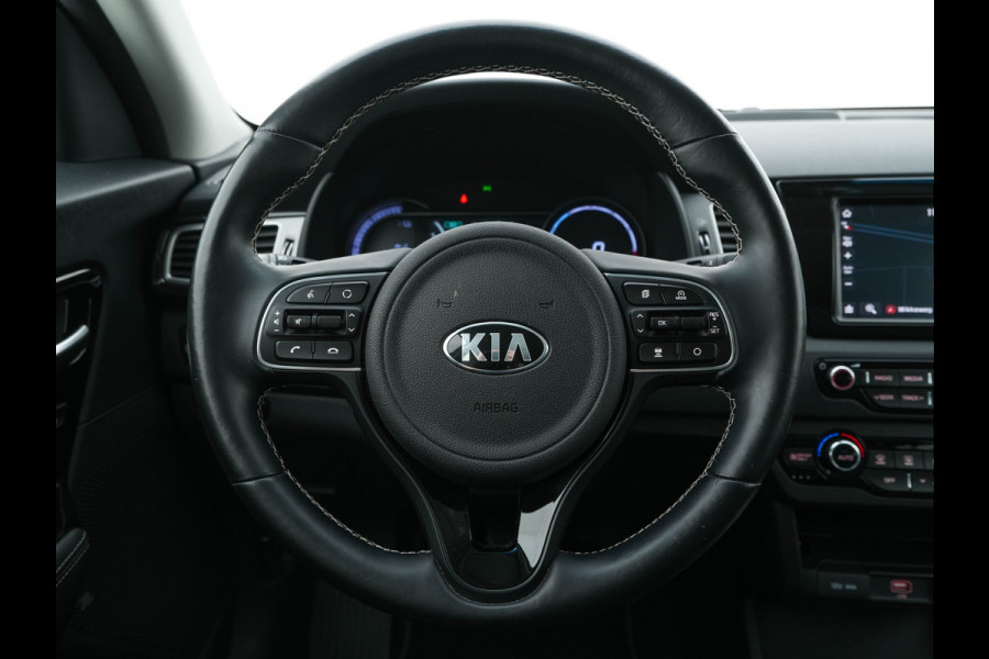 Kia e-Niro ExecutiveLine 64 kWh (INCL-BTW) Aut. *FULL-LEATHER | JBL-AUDIO | FULL-LED | NAVI-FULLMAP | DAB | ADAPT.CRUISE | CAMERA | MEMORY-PACK | LANE-ASSIST | KEYLESS | DIGI-COCKPIT | COMFORT-SEATS | 17"ALU*